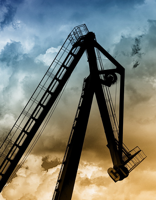 kran Mosel 07-2012D35_9065 Kopie.jpg - Fotomontage in Photoshop und mit Nik Color Efex entstanden